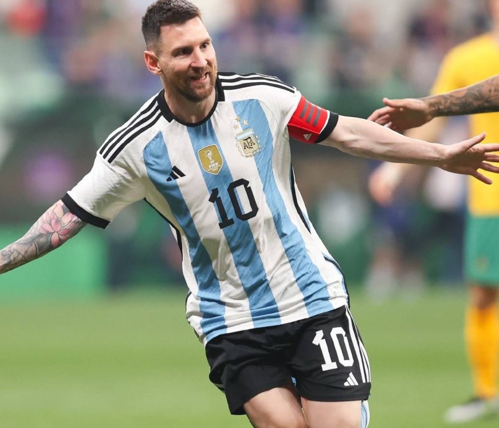 开云APP-关于拜仁慕尼黑豪取晋级，冠军之路无可阻挡，势不可挡的信息